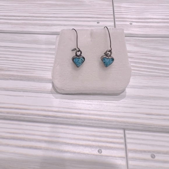 Vintage Native Turquoise Heart Shape Dangle Earrings - Picture 3 of 7